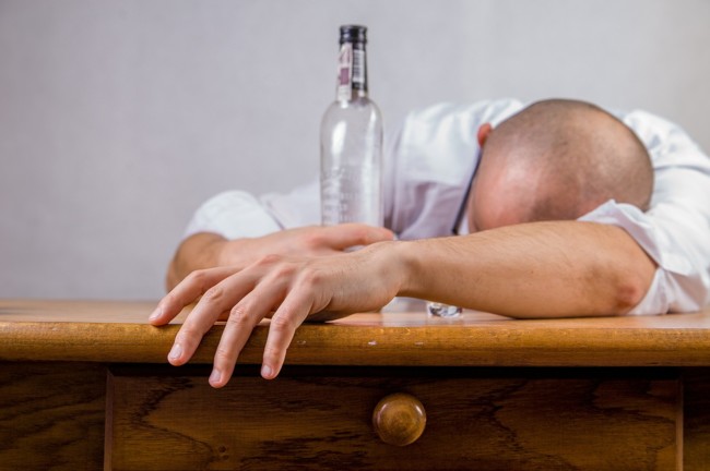 Alcohol 428392 1280