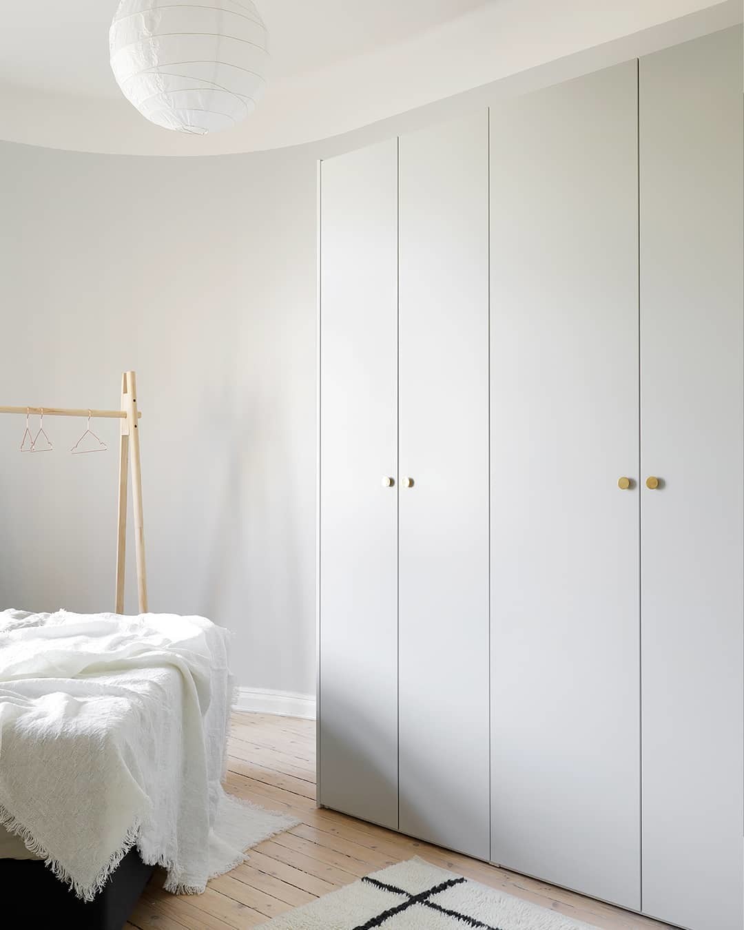 Tendencia en puertas de armario; puertas a techo y el diseño más mínimo