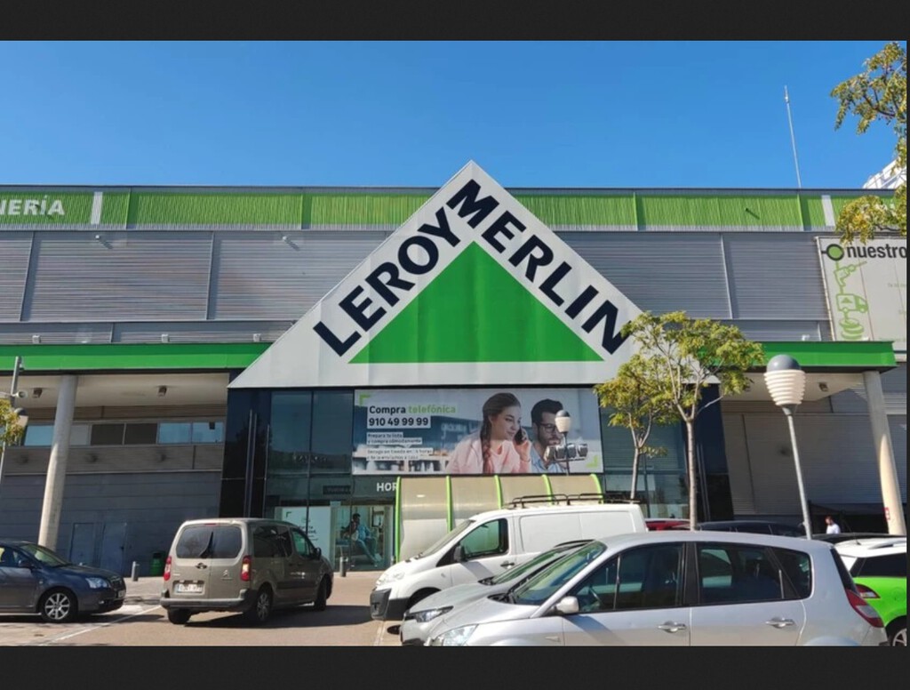 La solución barata de Leroy Merlin para acabar con las salpicaduras y manchas en el suelo de la cocina