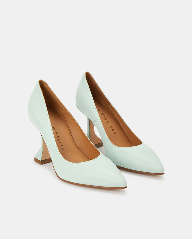 Que no se te escapen estos zapatos con tac?�n original rebajados en El Corte Ingl?�s para tus 