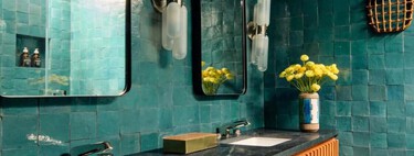 Los diseñadores se ponen de acuerdo: así se renueva un cuarto de baño sin obras