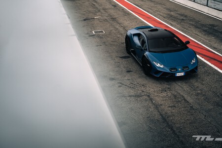 Lamborghini Huracan Sterrato 2023 004