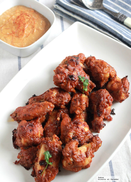 Alitas de pollo horneadas con salsa satay. Receta