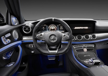 Mercedes Benz E63 Amg 2017 1600 Aa