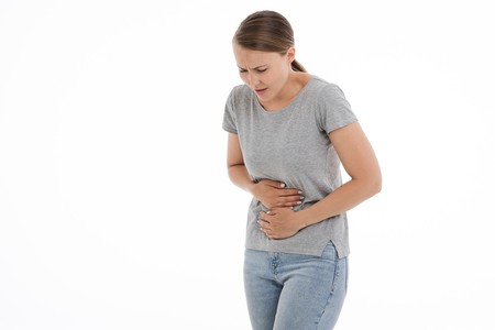 Gastritis y ardor de estómago: por qué se producen y cómo evitarlos