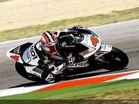 Hiroshi Aoyama demuestra con la pole que está muy fuerte