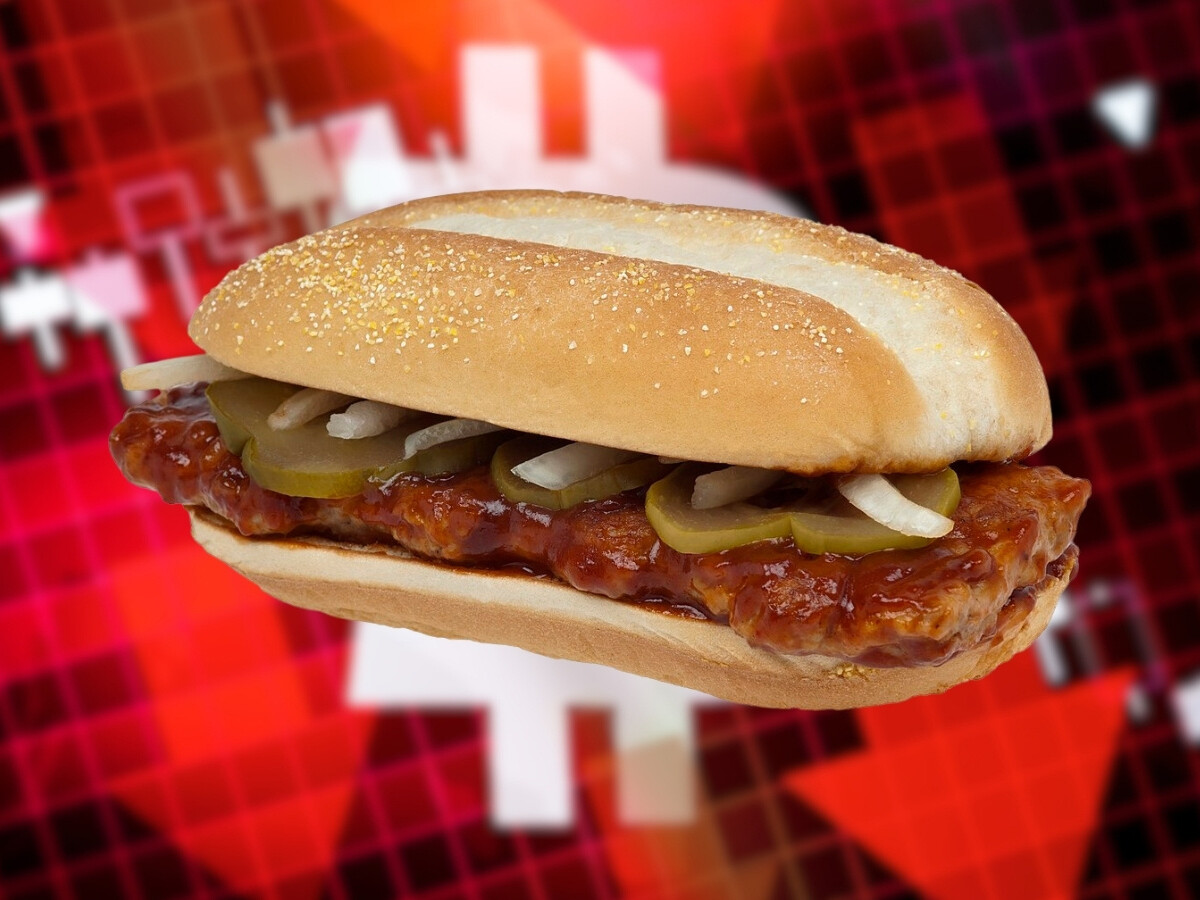 La comunidad de Bitcoin está celebrando el regreso del McRib. No es por  hambre, sino por una tendencia que se repite desde 2017