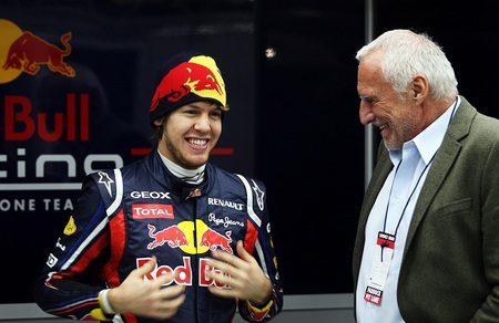 Dietrich Mateschitz niega que Sebastian Vettel tenga un contrato a largo plazo