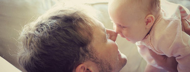 Los funcionarios que sean padres en 2019 tendrán un permiso de paternidad de ocho semanas