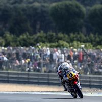 Romano Fenati, que ha liderado sobre mojado y seco, se lleva su primera pole de la temporada en Silverstone