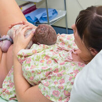 Hemorragia postparto: por qué se produce esta complicación después de dar a luz 