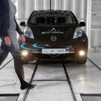 Calladito te ves... ¡Menos! Nissan añade a sus autos eléctricos una alerta auditiva para peatones