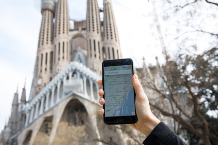 Uber vuelve a Barcelona: la cronología de sus idas y venidas desde 2014 a 2018