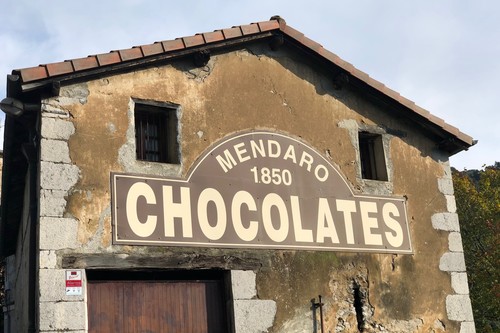 La fábrica artesana de chocolate en Mendaro, una historia de amor a primera vista