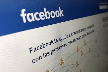 Reino Unido multa a Facebook con el máximo permitido por el escándalo de Cambridge Analytica