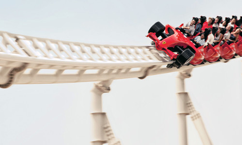 ¿Te irías de vacaciones a un parque temático de coches? Opciones tienes y llegarán más