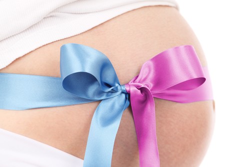 Sexo del bebé: 11 señales que no predicen si esperas un niño o una niña