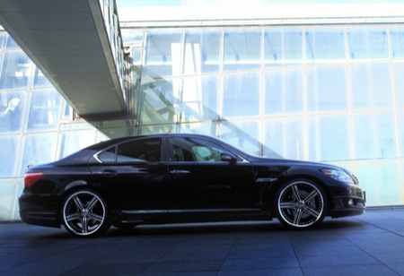 Wald International le da otra vuelta de tuerca al Lexus LS460
