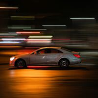 El Gobierno de España se ha empeñado en que no superemos los límites de velocidad. Y tiene una amenaza: la cárcel