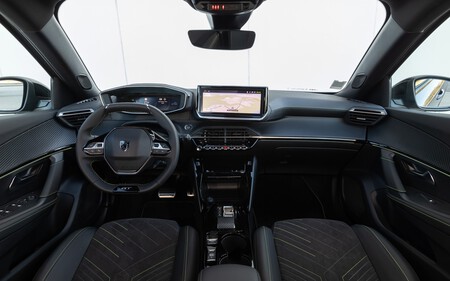 Peugeot E2008 E Liontestdrive