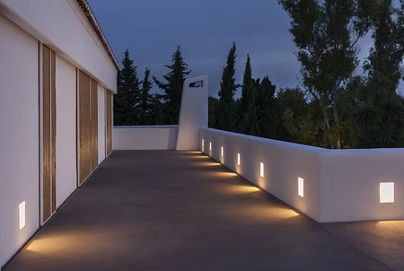 Tendencias para exteriores: elegantes pavimentos y revestimientos técnico-decorativos