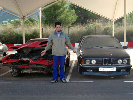 Dolorpasión™: Varios BMW clásicos pasan solos la Navidad