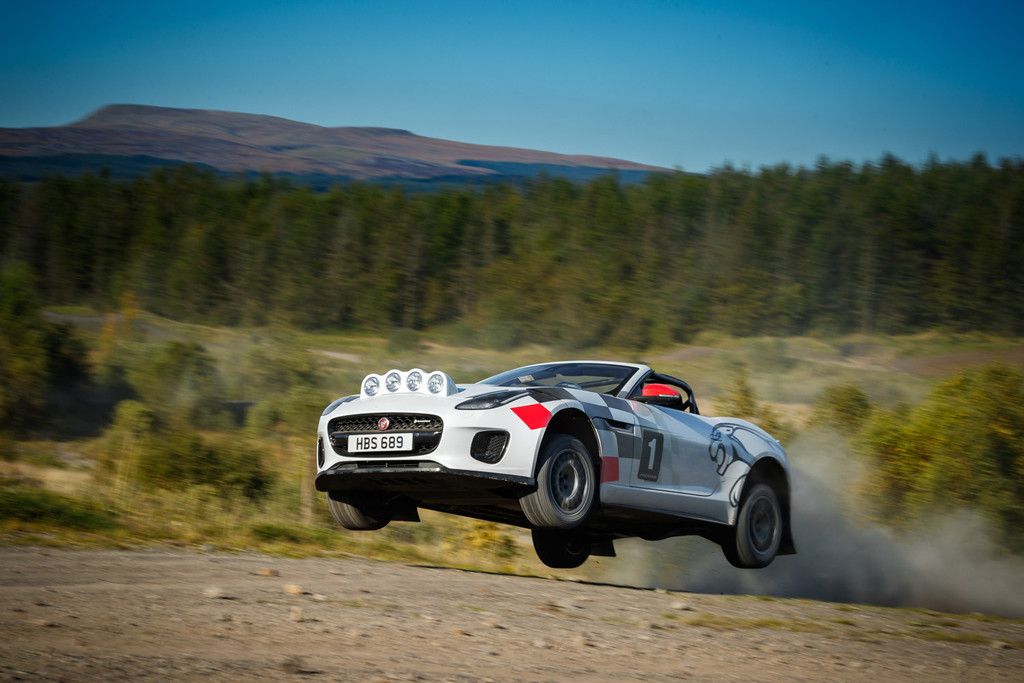 Jaguar celebra sus éxitos del pasado con un F-Type preparado para rally