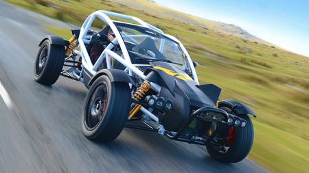 Ariel Nomad R, el modelo off-road que te lleva a despeinarte en las dunas con sus 340 hp