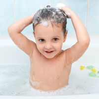 ¿Con qué frecuencia lavar el pelo a los niños?