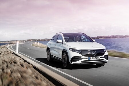 El Mercedes-Benz EQA ya tiene precio: un SUV eléctrico premium con más de 400 km de autonomía por 49.900 euros