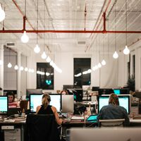 We Thought Endless Workdays Were Exclusive to Remote Work, but They’re Also Exhausting for Office Workers 