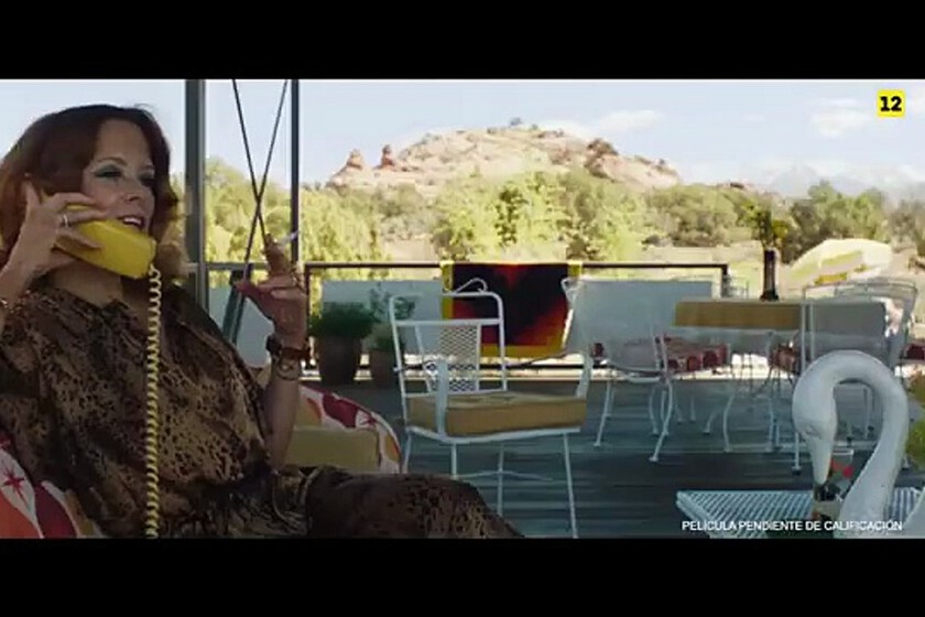 Sam Rockwell y John Malkovich viajan como agentes de la CIA al Chile de los 70 en el tráiler de lo nuevo del director de 'Almas en pena de Inisherin'