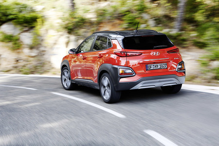 Comparativa Hyundai Kona Kia Stonic4
