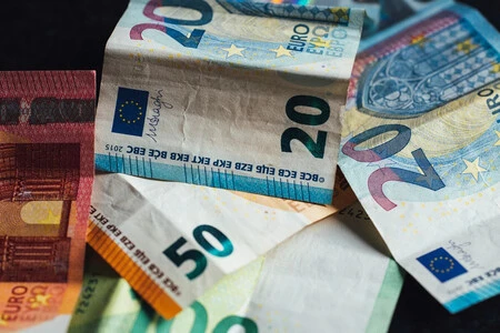 Dinero