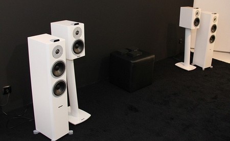 Dynaudio presenta oficialmente sus nuevos altavoces inalámbricos de la gama Xeo