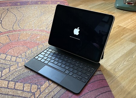 ¿Back to the Mac? El iPad cambia la orientación del logo al actualizar o encenderse con la beta de iPadOS 14.5
