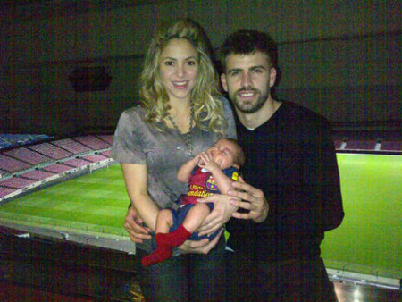 Y entonces llegó el drama: Shakira a Los Ángeles y Piqué en Barcelona