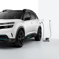 Citroën C5 Aircross Hybrid: 225 CV y hasta 50 km de autonomía eléctrica, y más barato que un 3008 HYBRID
