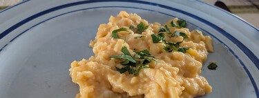 El ingrediente secreto para hacer los huevos revueltos más jugosos 