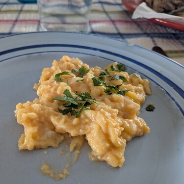 El ingrediente secreto para hacer los huevos revueltos más jugosos 