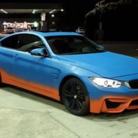 No es BMW Individual, pero así queda un BMW M4 Coupé cuando lo pintas con spray a dos colores 
