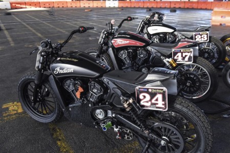 Indian Scout Sixty Super Hooligan Race 2015 07