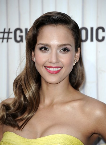 Jessica Alba se lleva todas las miradas en los Guys Choice Awards