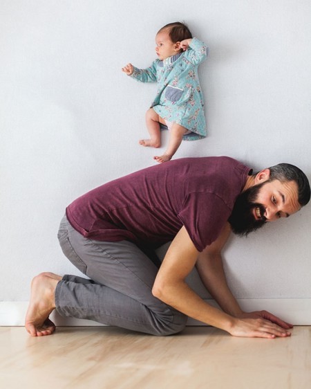 Dad Baby Girl Playful Photography Ania Waluda Michal Zawer 18