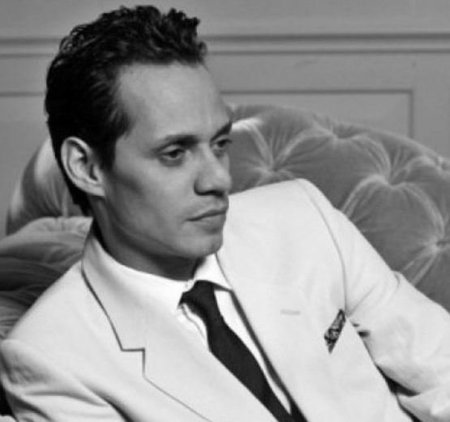 A Marc Anthony se le escapan las lagrimillas...¡qué tierno!