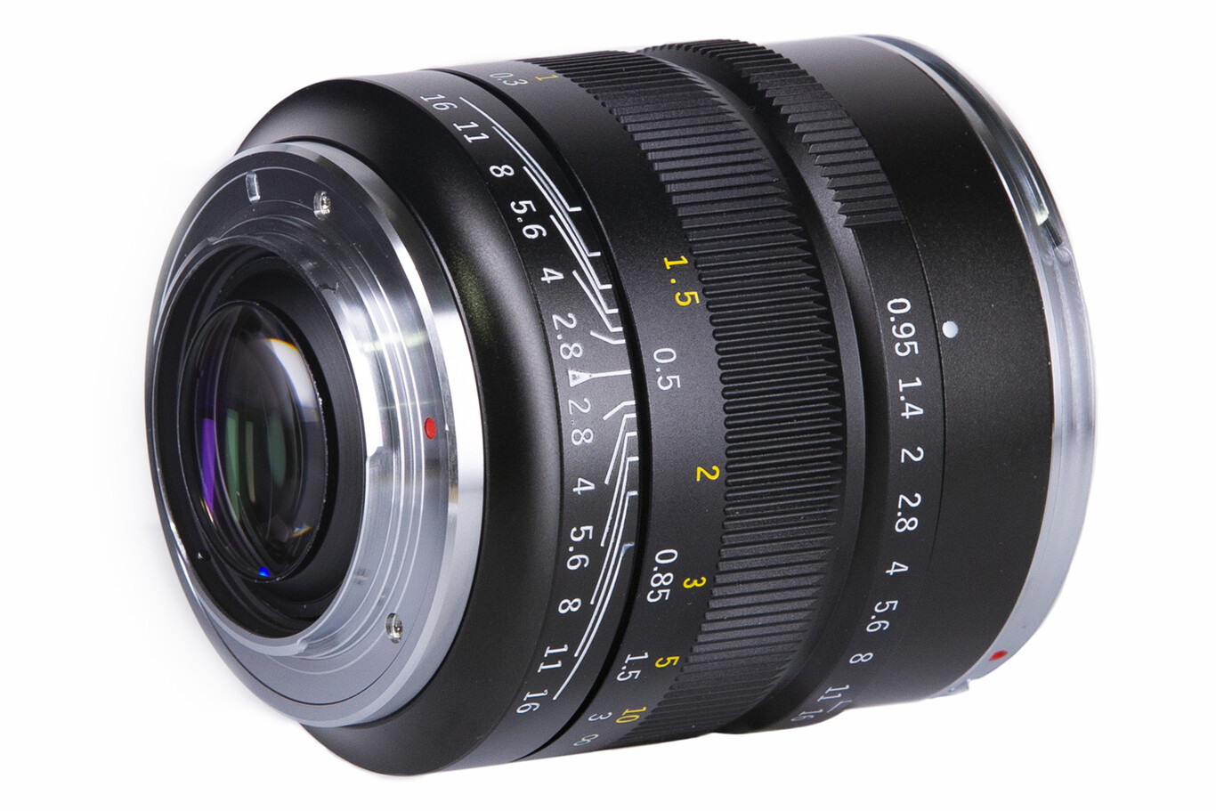 ZY Optics Mitakon Speedmaster 17mm F0.95: Un objetivo normal para