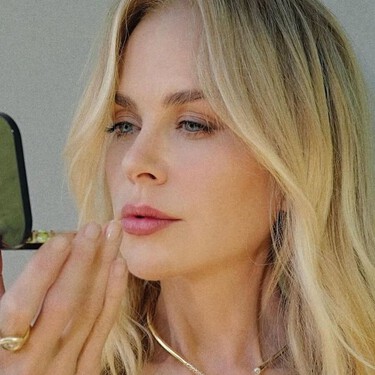 El cabello también envejece, por eso las mujeres de más de 50 tienen que apostar por los aceites y las mascarillas