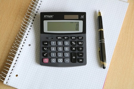 ¿Puedo pedirle a mi empresa que me aplique menos retenciones en el IRPF en mi nómina?