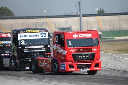 Antonio Albacete no pudo con Jochen Hahn en Misano