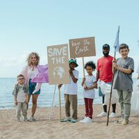 Hacer el bien y ayudar a los demás tiene un efecto sanador: mejora la salud física y mental de niños y adolescentes